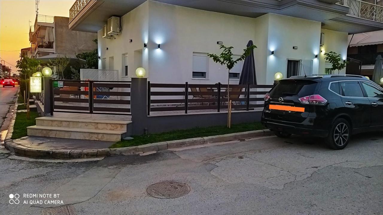 Filippou Luxury Apartments Floyitá Eksteriør bilde