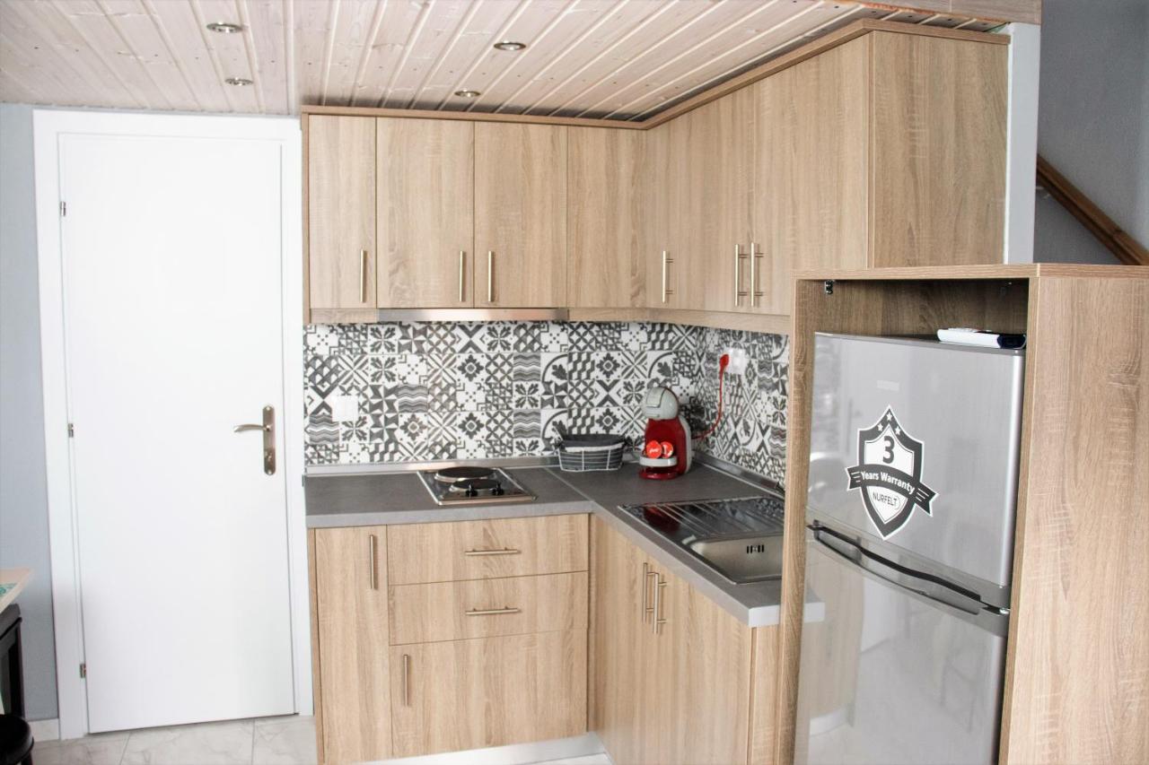 Filippou Luxury Apartments Floyitá Eksteriør bilde