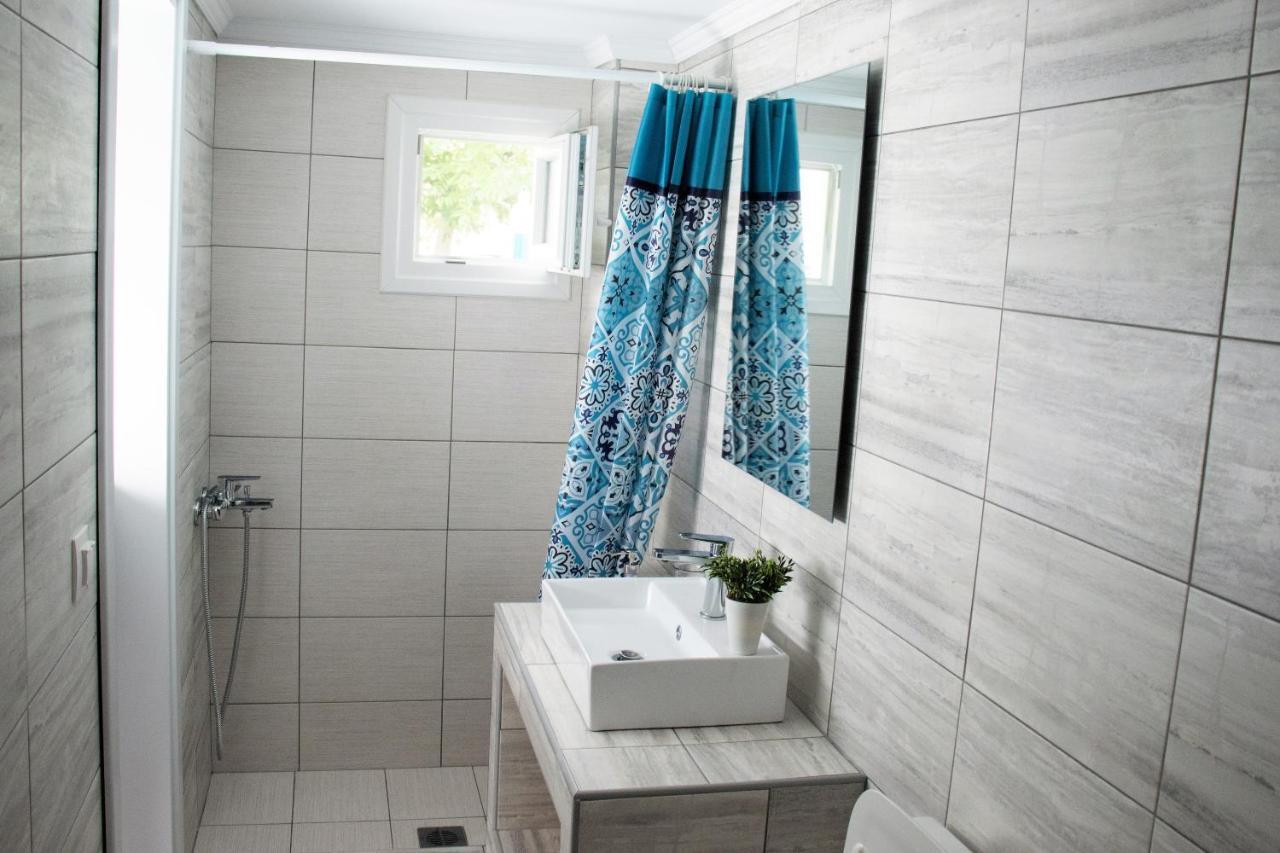 Filippou Luxury Apartments Floyitá Eksteriør bilde